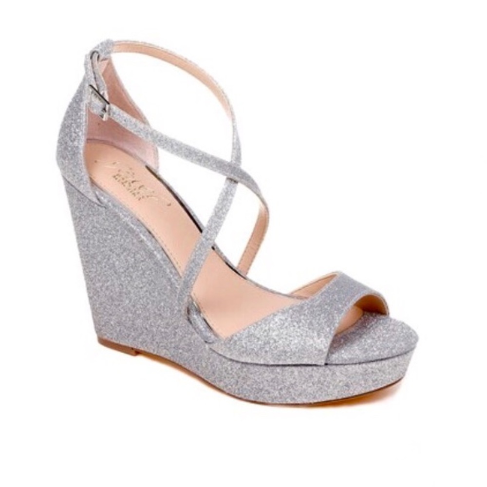 PRICE DROP! Badgley Mischka ‘Averie’